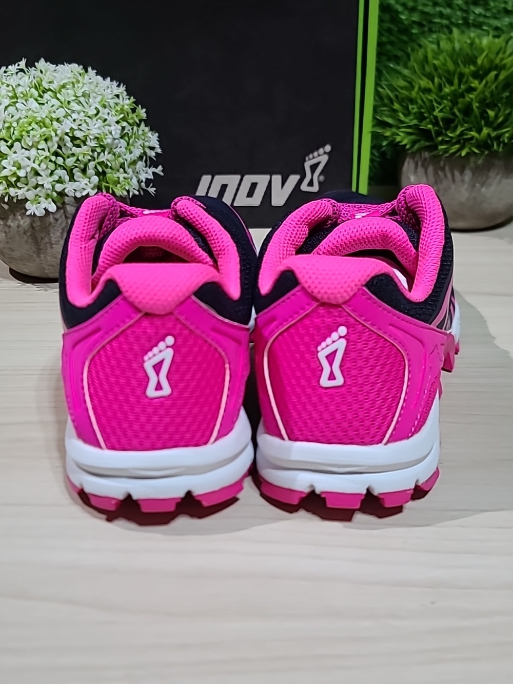 Inov-8 Trailtalon 235 Running Shoes - Navy/Pink US Women's 7.5 NEW - Picture 4 of 9